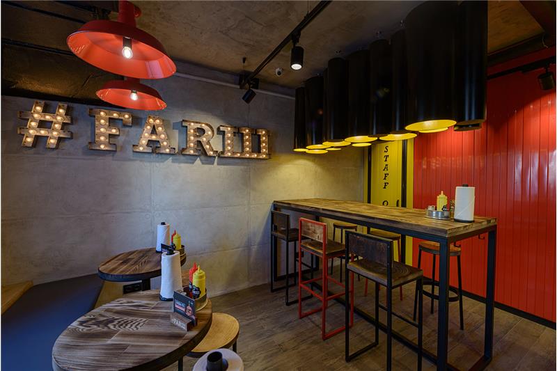 FAR||| Grill & Cafe